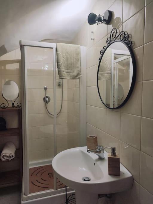 Apartamento Casa Marcellino - Centro Storico Génova Exterior foto